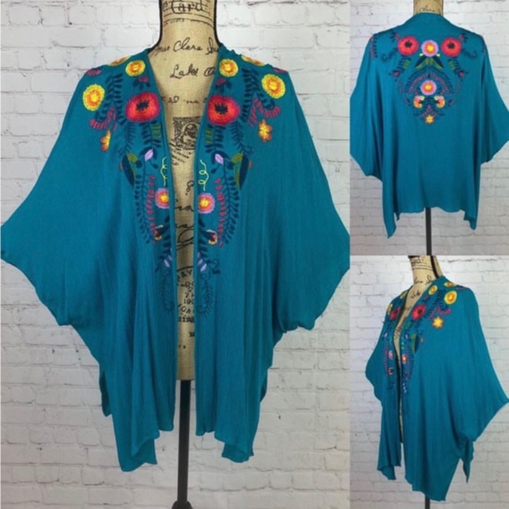 Umgee Crinkly Embroidered Open Front Kimono